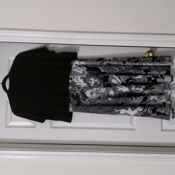 Perceptions New York Women's 2 Piece Dress and Light Jacket Cover. Size 16 - Picture 6 of 6